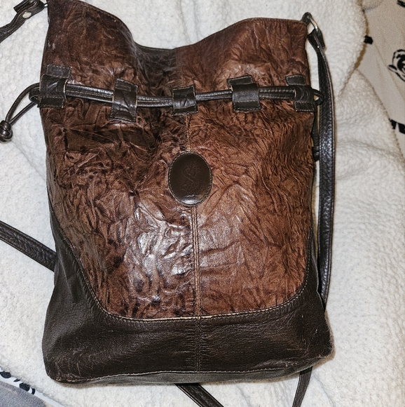 Ysl Drawstring Bag - Picture 3 of 8